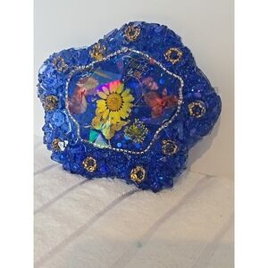 Handmade Resin Crystal Edge Trinket Holder  Blue With Flowers And Crowns 777
